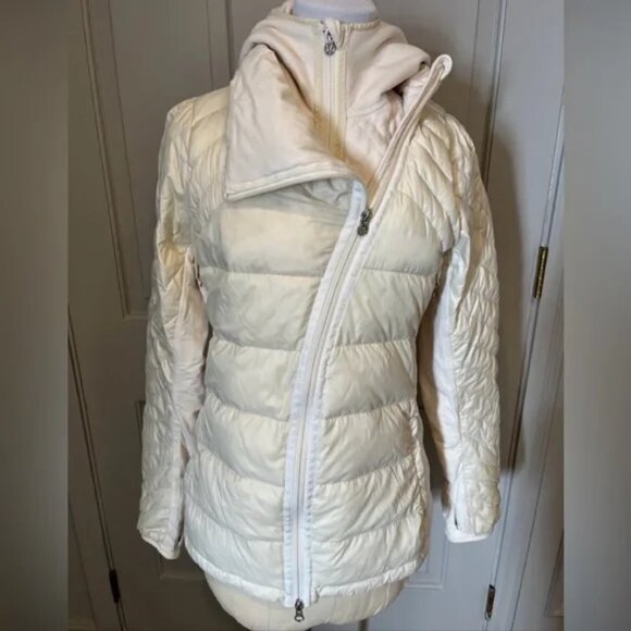 I'm Looking For Lululemon What The Fluff Down Jacket Size XS or Small - Picture 1 of 2